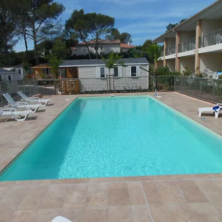 营地 Camping Elephant Titania Saint-Raphaël